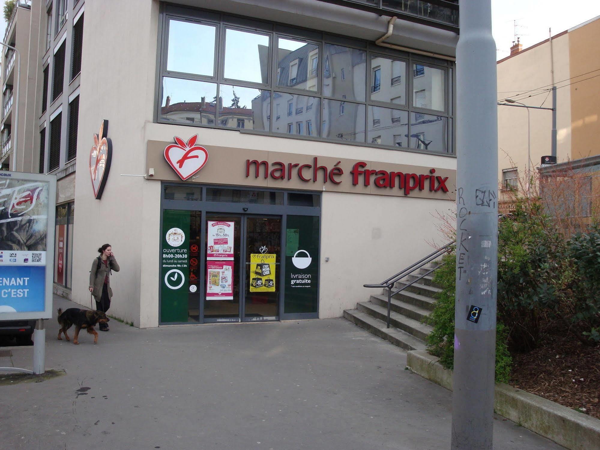 Le Patio Des Traboules Aparthotel Lyon Exterior foto